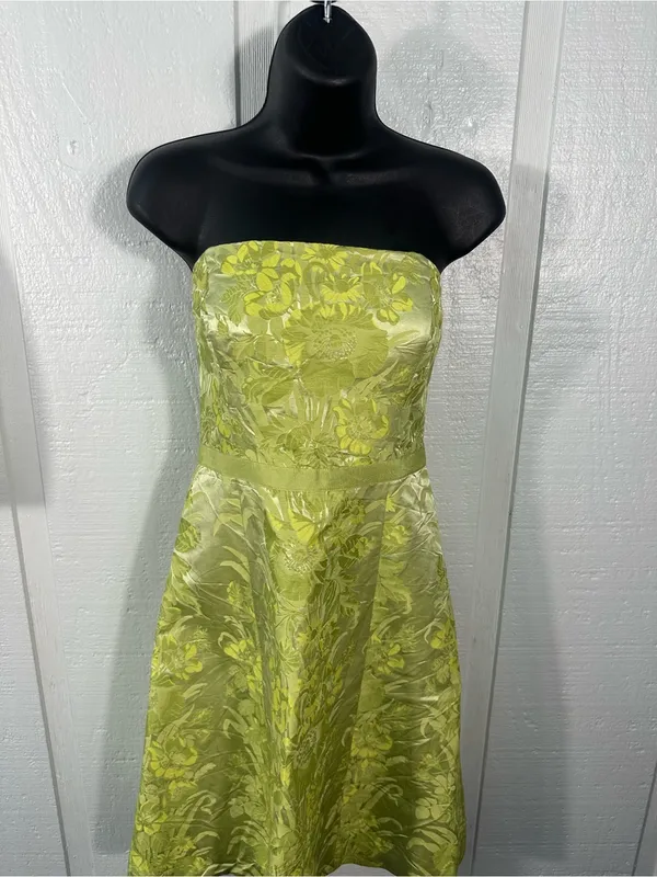 Ann Taylor Green Strapless Dress Size 4 EUC - Image 3