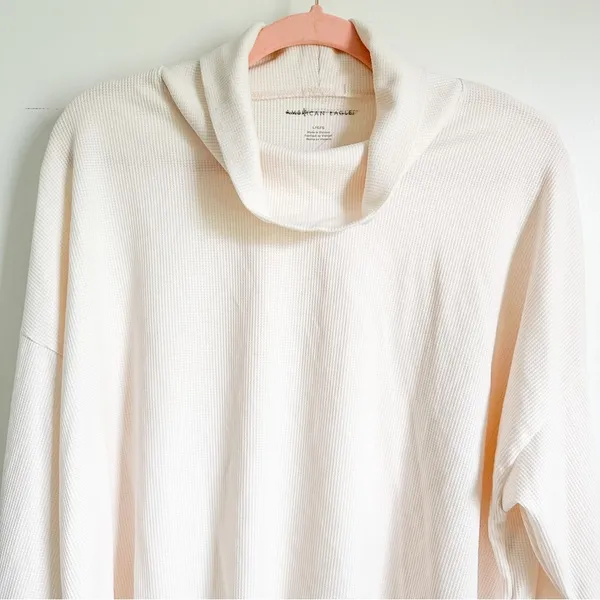 American Eagle Outfitters Cream Ivory Cowl Neck Waffle Knit high low top Large - Image 2