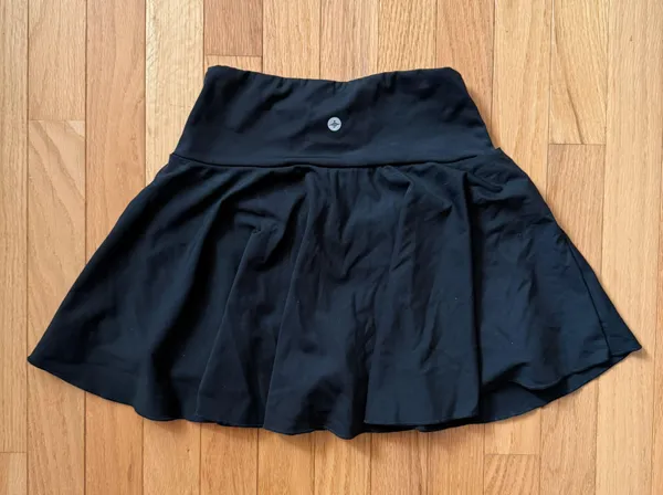 Halara Tennis Skirt - Image 5