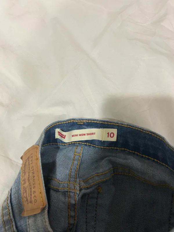 Levi's Shorts - Image 3