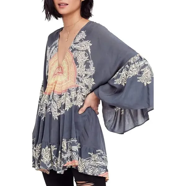 ✨Free People Sunset Dreams Printed Bell-Sleeve Sz Medium Tunic✨ - Image 2