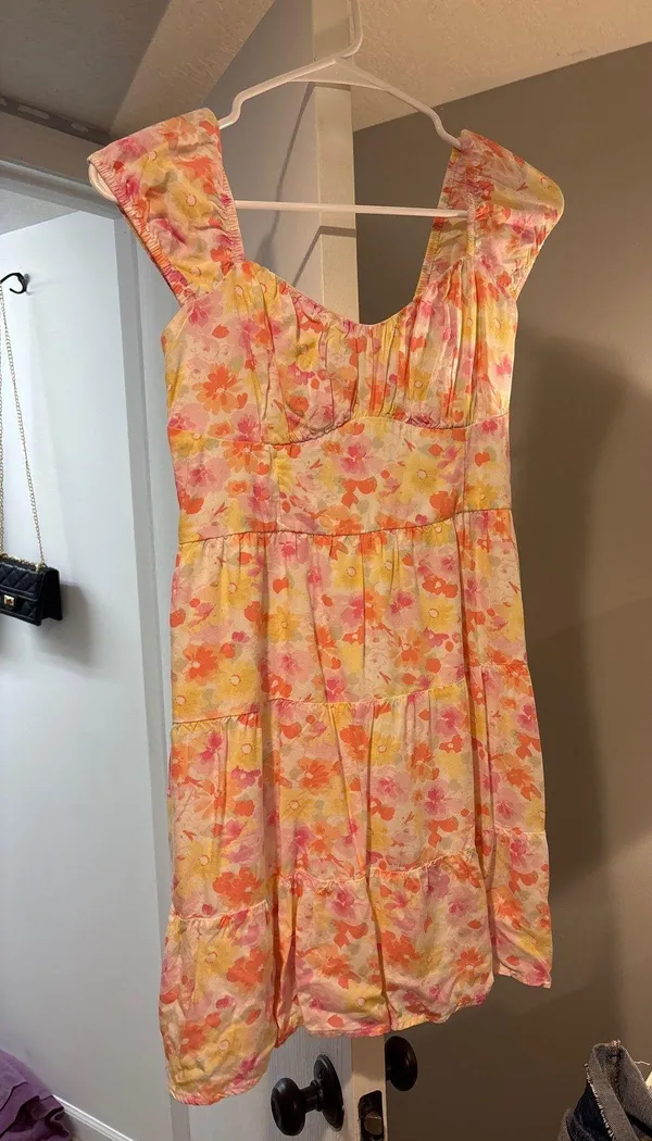 Hollister Dress Floral - Image 2