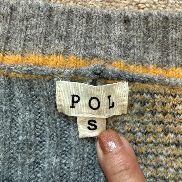 Pol gray/gold pullover plaid sweater sz S - Image 2