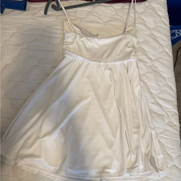 Lucy in the Sky Strapless Cream Dress - Image 3