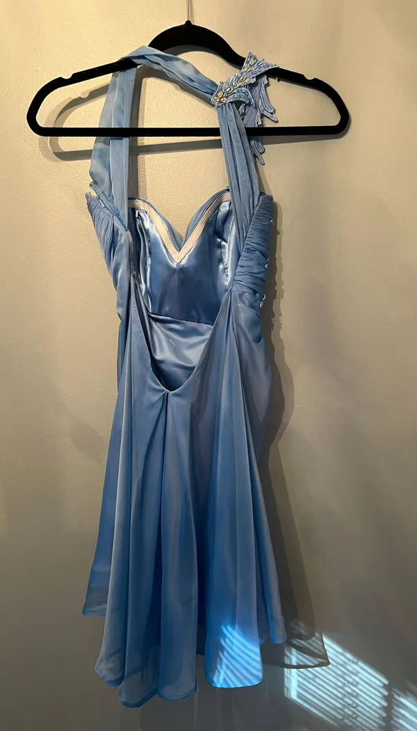 La Femme Blue Formal Dress - Image 5