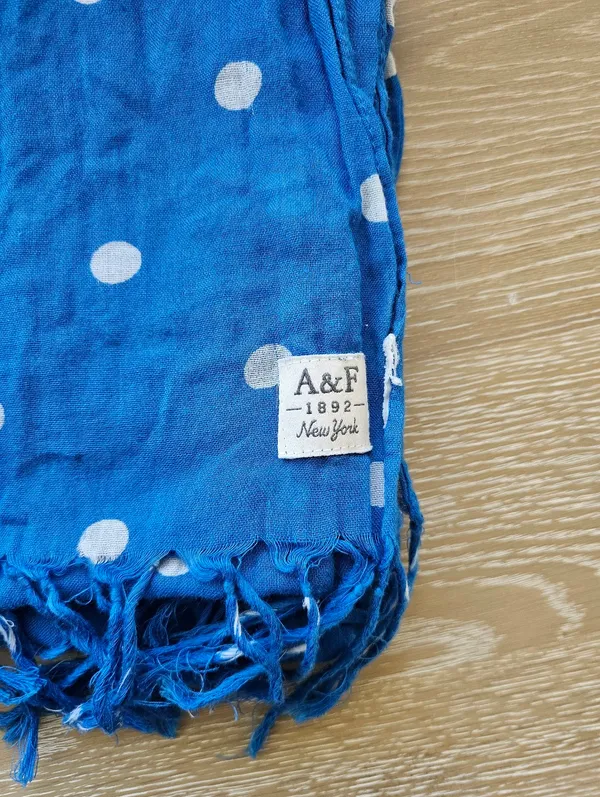 Abercrombie & Fitch A&F 1892 New York Blue White Polka Dot Fringe Scarf​ - Image 3