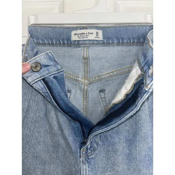 Abercrombie Fitch The Pleated Denim Shorts Ultra High Rise 30/10 Preppy Retro - Image 4