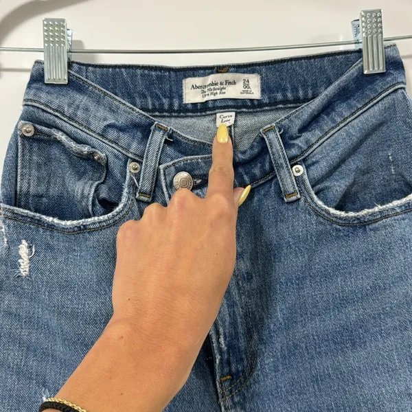 Abercrombie ‘The ‘90s Straight Ultra High Rise Jeans size 24L - Image 5