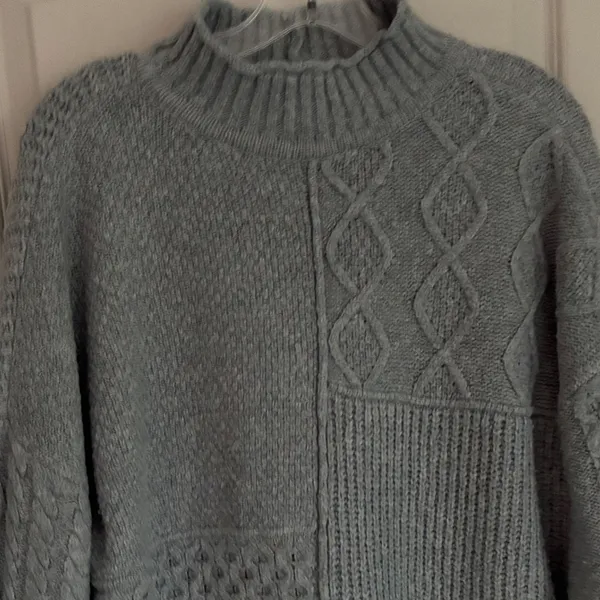 American Eagle Grey Patchwork Mixed Cable‎ Knit Mock Neck Sweater Womens Large - Image 12