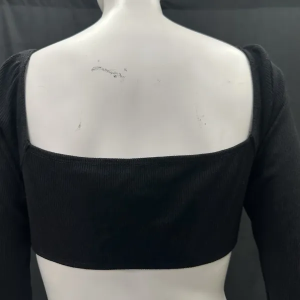Princess Polly 10 Black‎ Wired Straight Neckline Becca Long Sleeve Crop Top - Image 7