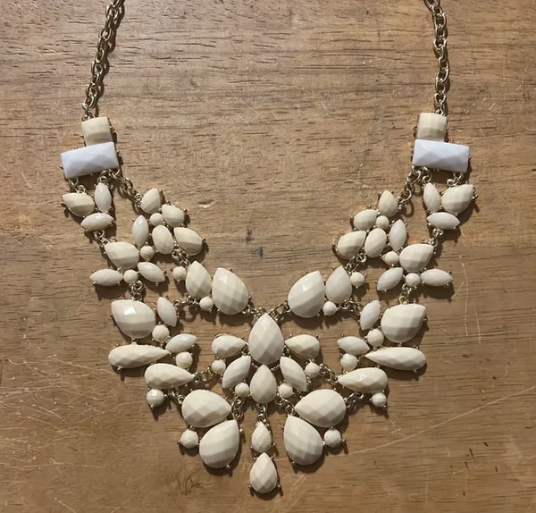 Statement Elegant White and Off White Gold Tone Necklace - Image 2