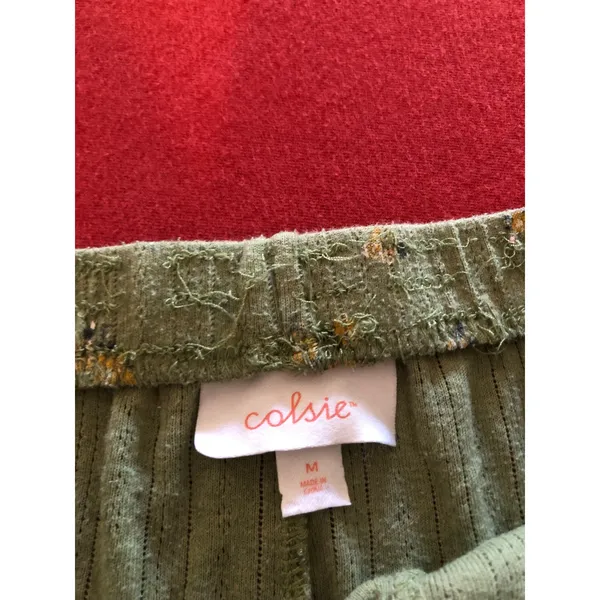 Colsie green floral pajama sleep shorts with pockets Size Medium - Image 4