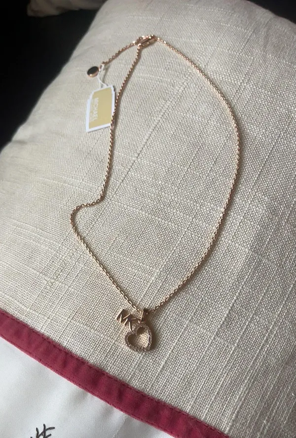 Michael Kors Love 925 Sterling Rose gold Women's Necklace - Image 3