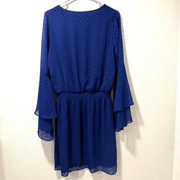 White House Black Market Size-6 Dress Women's Blue‎ Swiss Dot Smocked Waist - Image 4