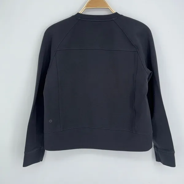 Lululemon On Track Crew Sweatshirt Size 8 Black Pullover Athleisure Sporty - Image 10