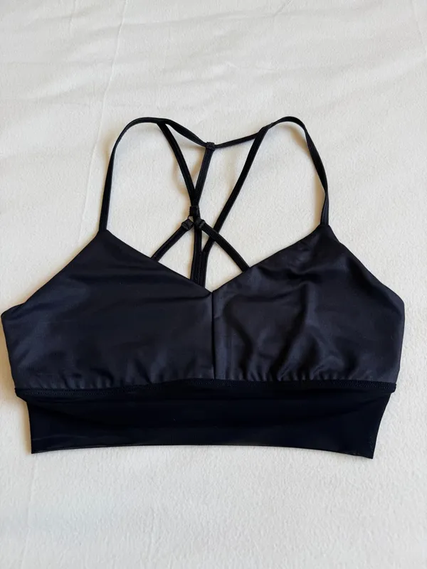 Alo Yoga Lavish Bra Glossy Black Mesh - Image 5
