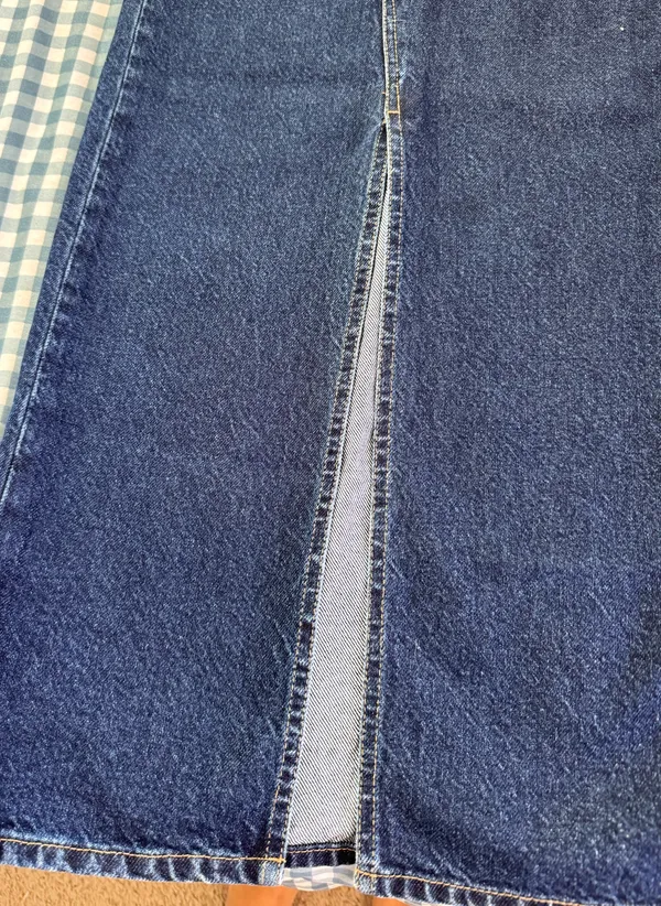 H&M Denim Skirt  - Image 4