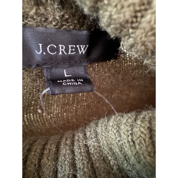 J Crew L Women's Turtleneck Green‎ Sweater in Supersoft Yarn Size Large AF023 - Image 4