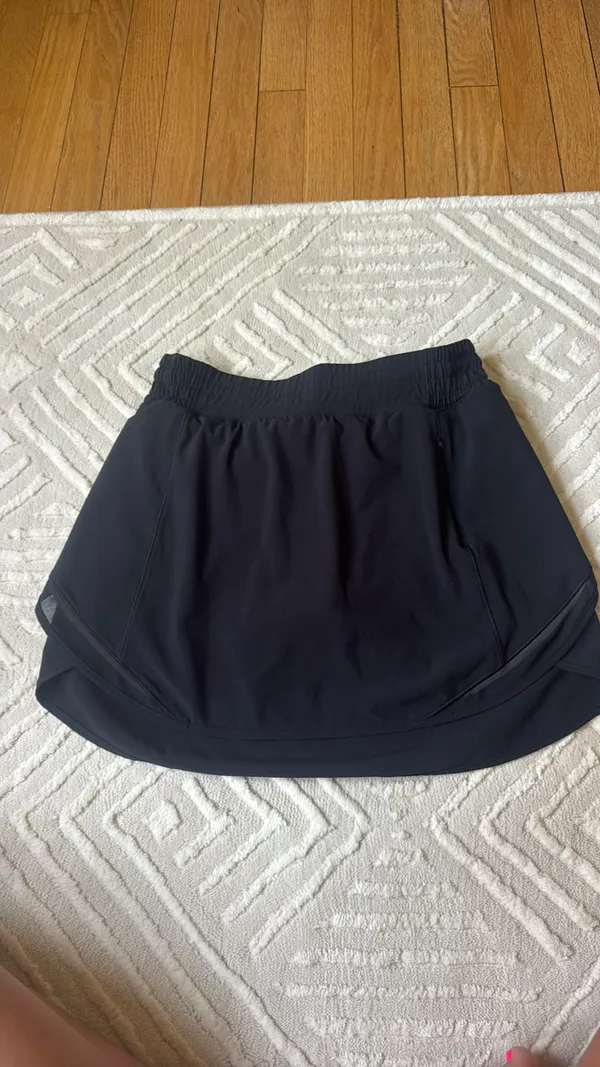 Lululemon skirt - Image 2