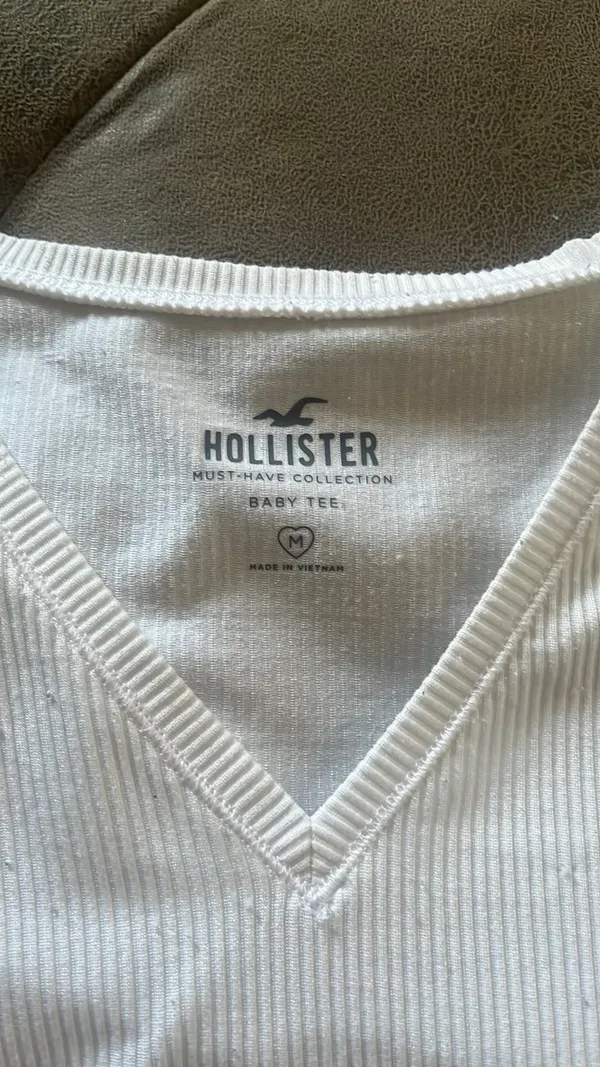 Hollister White  White Top - Image 2