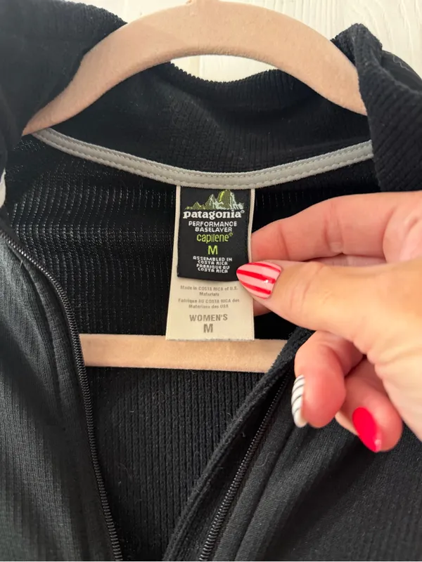 Patagonia Women's Black Half-Zip Performance Pullover - Image 2