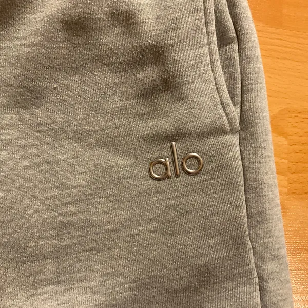 Alo Yoga Accolade Sweatpant Athletic Heather Grey S - Image 4