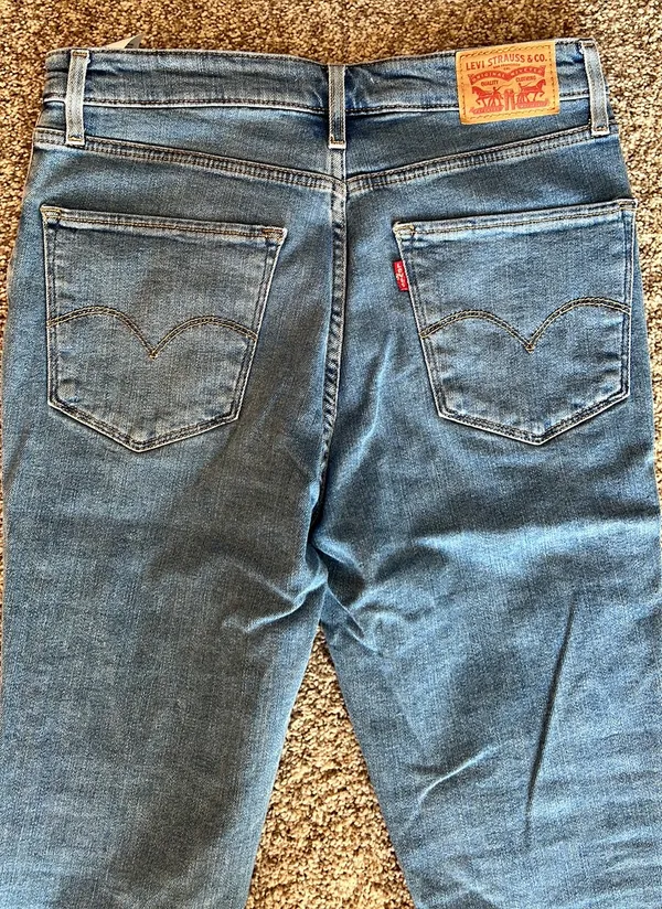 Levi's 721 High Rise Skinny Jeans - Image 7