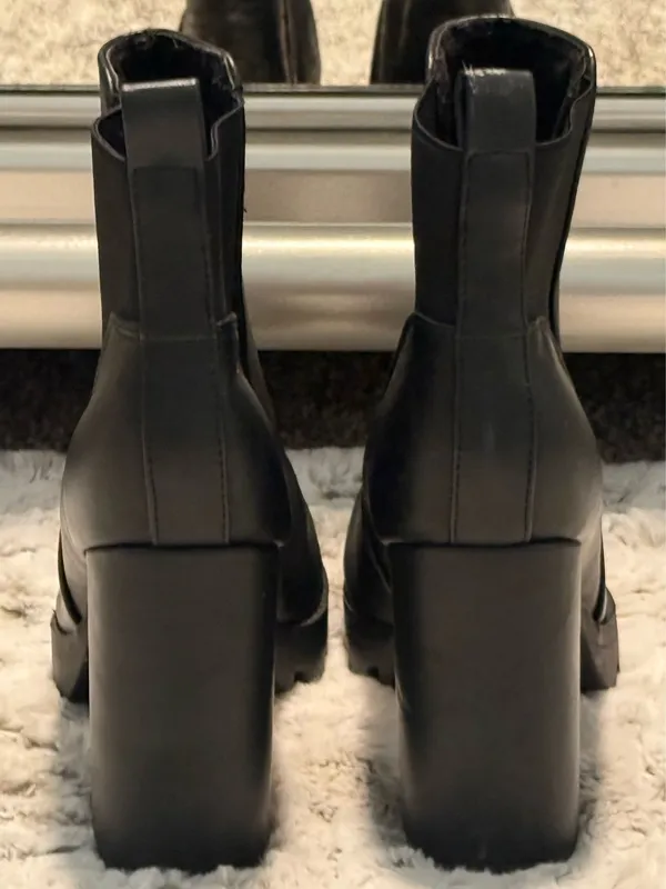 Primark Black Chunky-Heeled Chelsea Ankle Boots Women’s 7 - Image 3