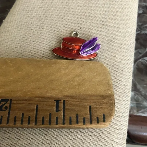 Vintage Red Hat Pendant - Image 2