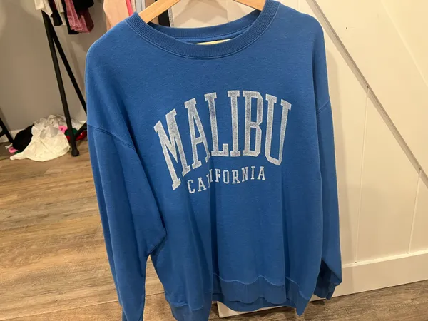 Hollister malibu  crewneck - Image 5