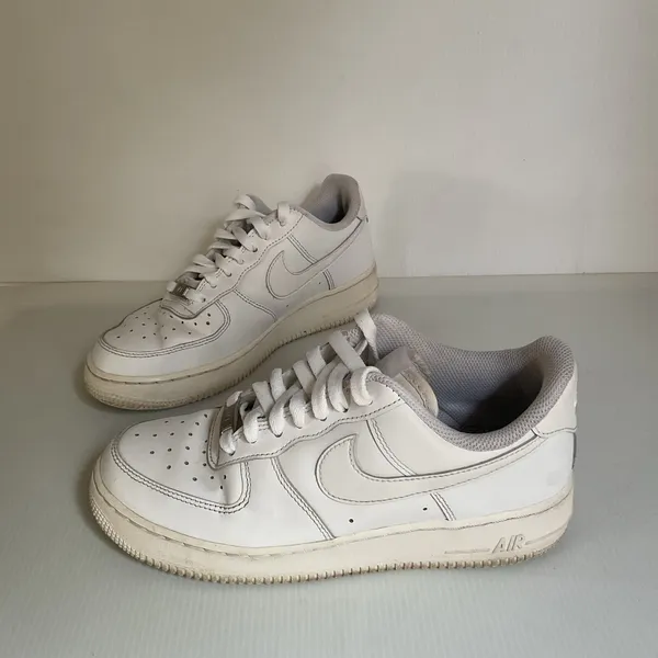 Nike Air Force 1 ’07 White Women’s Size 8 Leather Sneakers DD8959-100 - Image 3