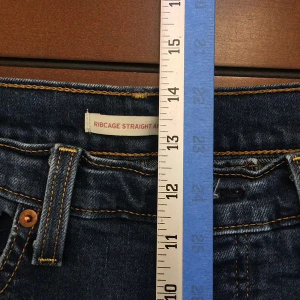 Levi’s ribcage straight ankle distressed 30 - Image 7