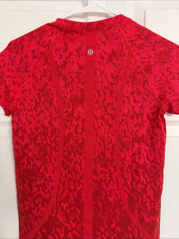 🍋 LULULEMON Swiftly Tech Short-Sleeve Shirt 2.0 Size 6 - Image 6