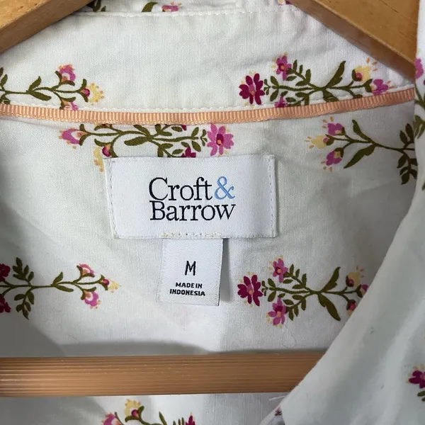 Croft & Barrow Floral Print Button Down Shirt Top White Pink Cotton Size Medium - Image 8