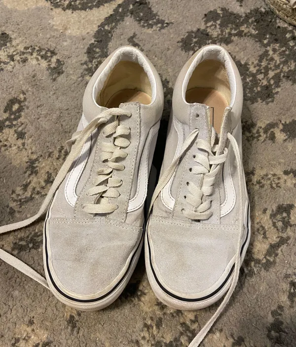 Vans Gray Low Top - Image 2
