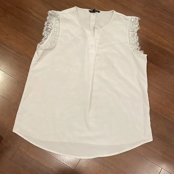 Banana republic Grey Blouse - Image 2