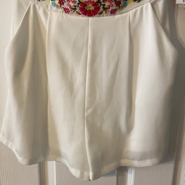 GB size S brand new adorable - Image 2