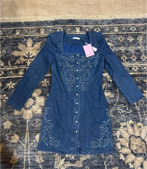 Avec Les Filles Denim Embroidered Mini Dress - Image 2