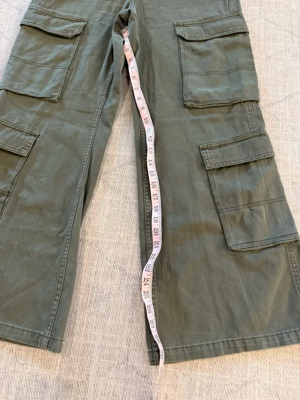 H&M Divided Olive Green Wide Leg Cargo Pants Utility Y2K Size 8 - Image 6