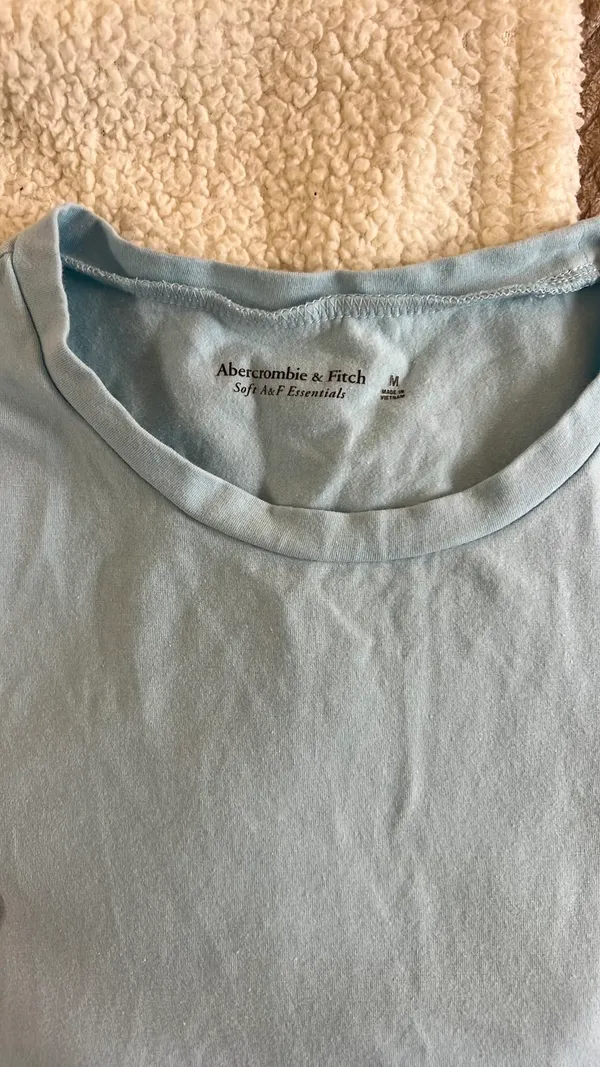 Abercrombie Baby Tee - Image 2