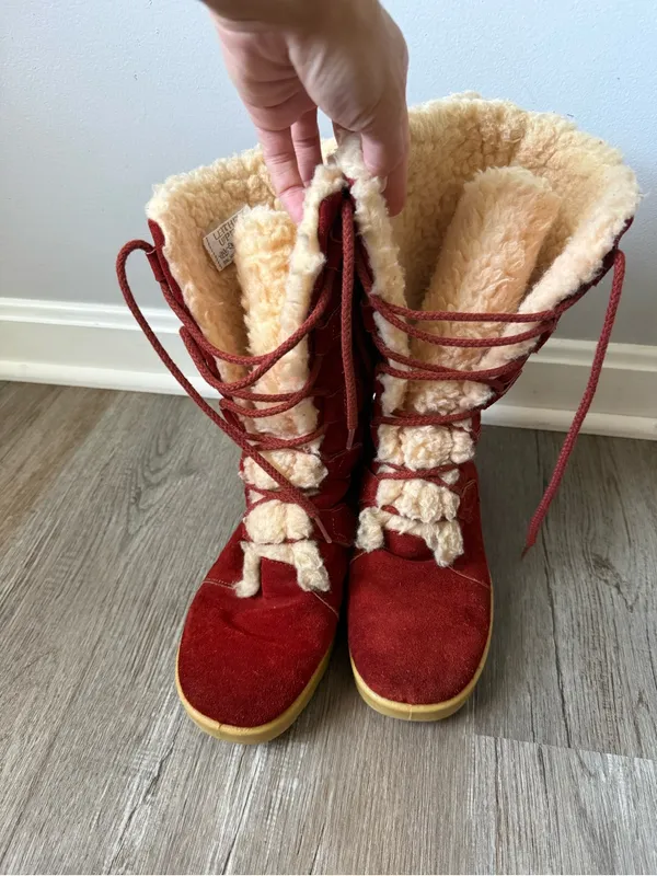 American Vintage Vintage 70s Leather Sherpa Wedge Chunky Eskimo Boots Red Teddy Winter Boots 8 - Image 2