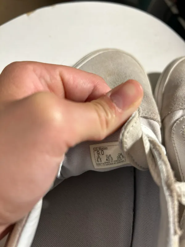 Shoes - Image 4