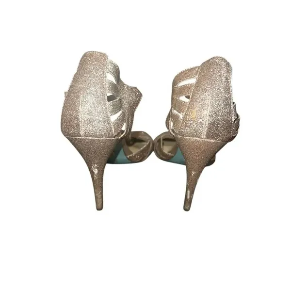 ✨Betsey Blue Tee Strappy Sz 7.5 Heel In Champagne✨ - Image 3