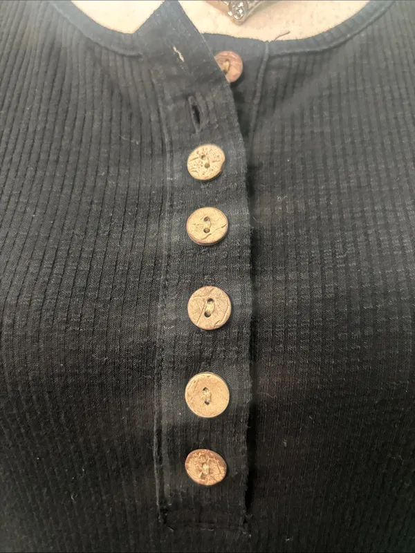 Amazon Women's Black Long-Sleeve Henley Top with Button Placket - Image 3