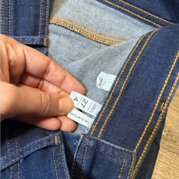 •LOFT• THE SLIM FLARE JEANS - Image 3