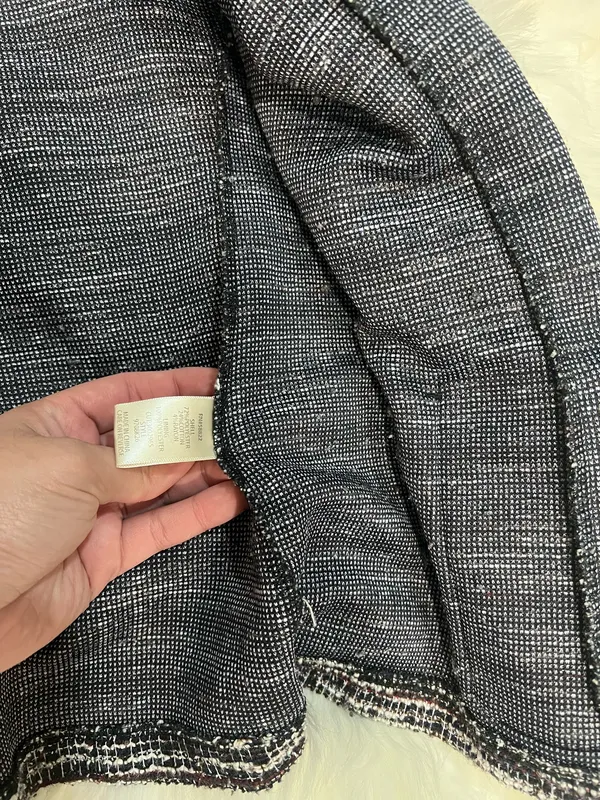 Max Studio Black and White Textured Knit Blazer - Image 3