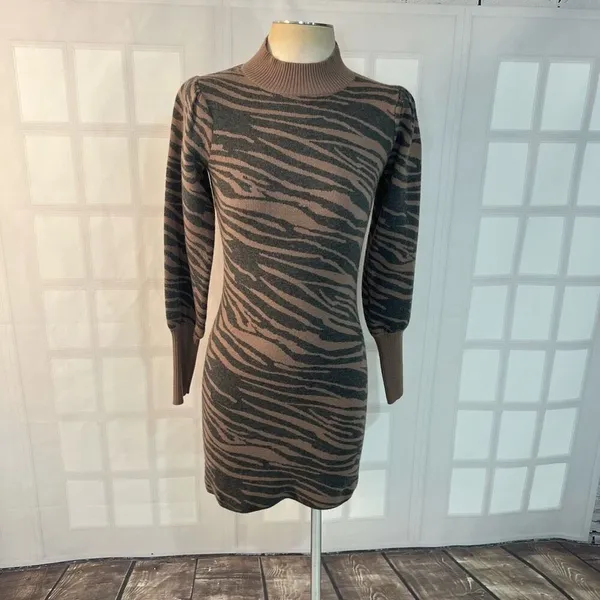 Heartloom Brown Black Animal Print Bishop Long Sleeve Sweater Dress Size XS - Image 3