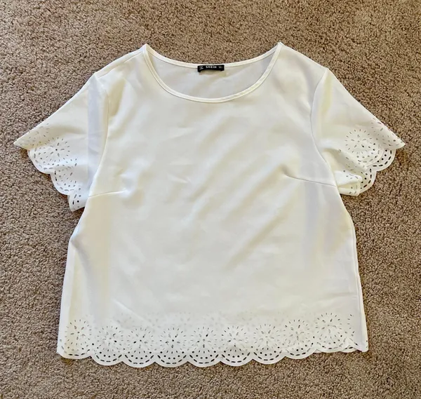 SHEIN Laser Cut Detailed Scalloped White Top, Large - Image 3