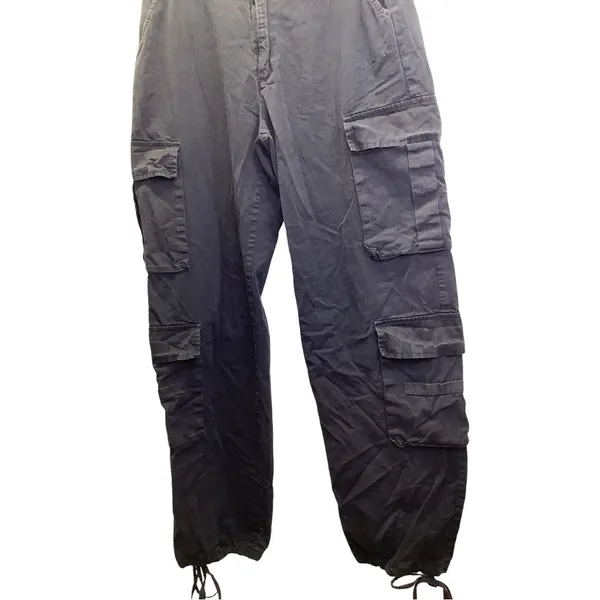 Cargo Pants Size Medium Women’s Black, Preloved Black - Image 3