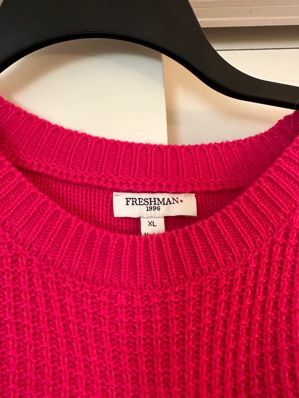 Freshman Hot Pink Cropped Sweater - Image 3